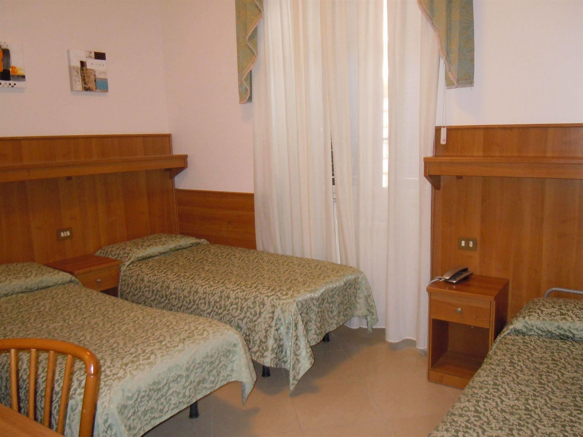 Hotel Papa Germano Róma Kültér fotó